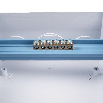 Распределительный бокс PDB/R 1006 WH (ЩРВ-П- 6) IP41